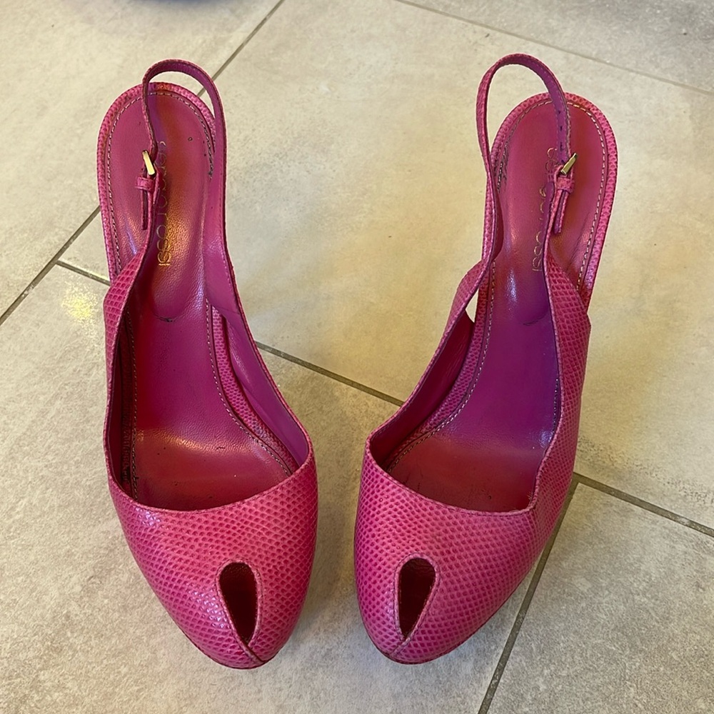 Gorgeous Sergio Rossi platform heels